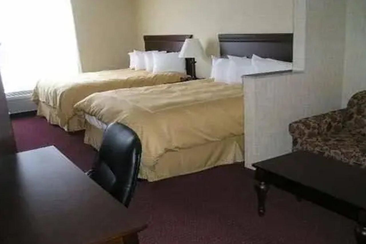 Comfort Suites Lake George - Queensbury Esterno foto