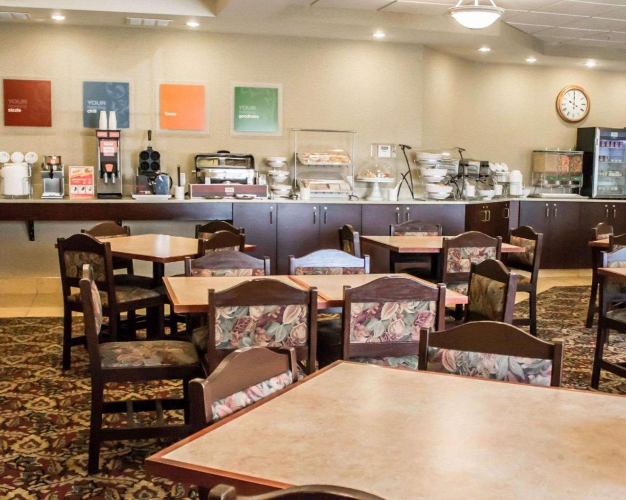 Comfort Suites Lake George - Queensbury Esterno foto