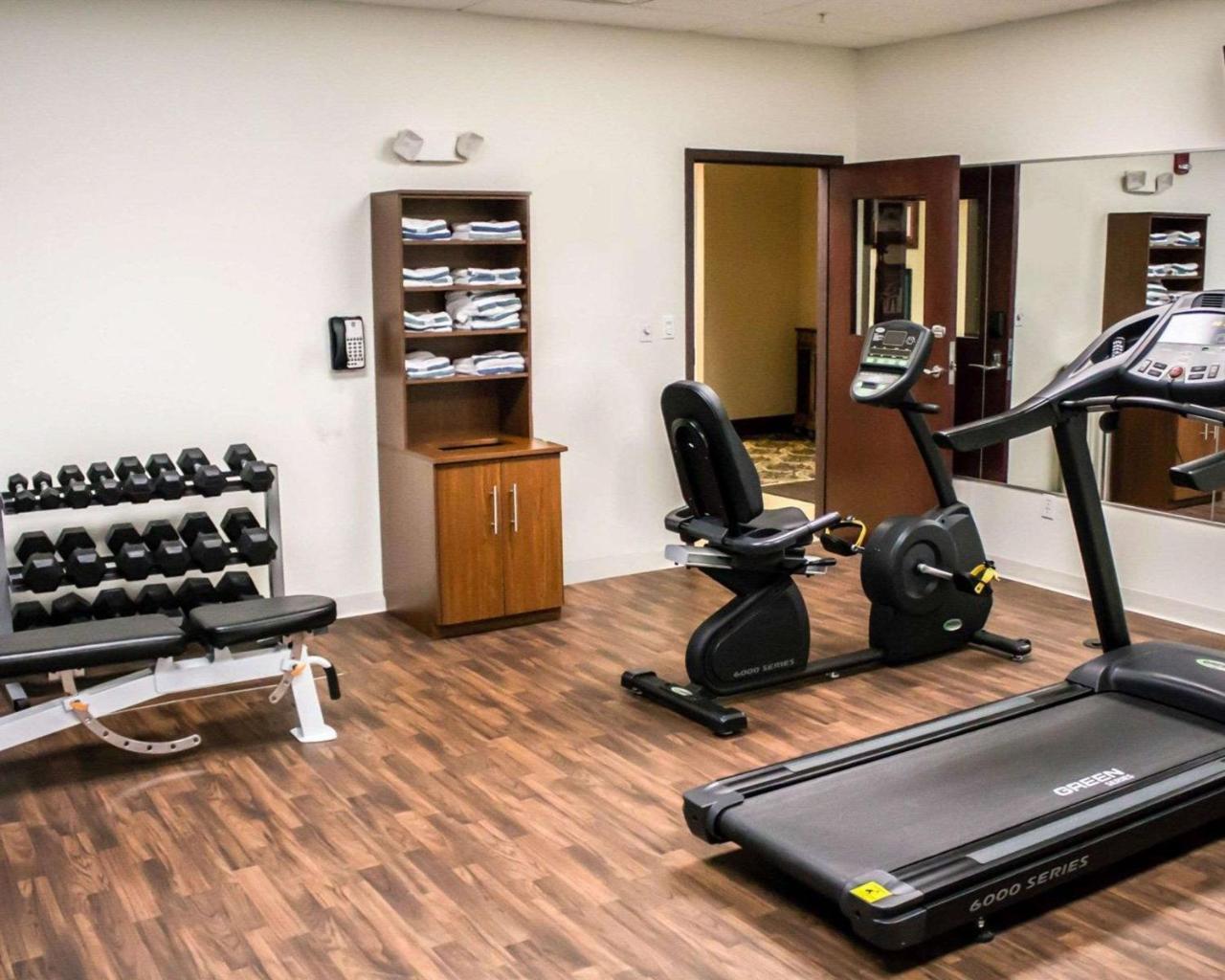 Comfort Suites Lake George - Queensbury Esterno foto